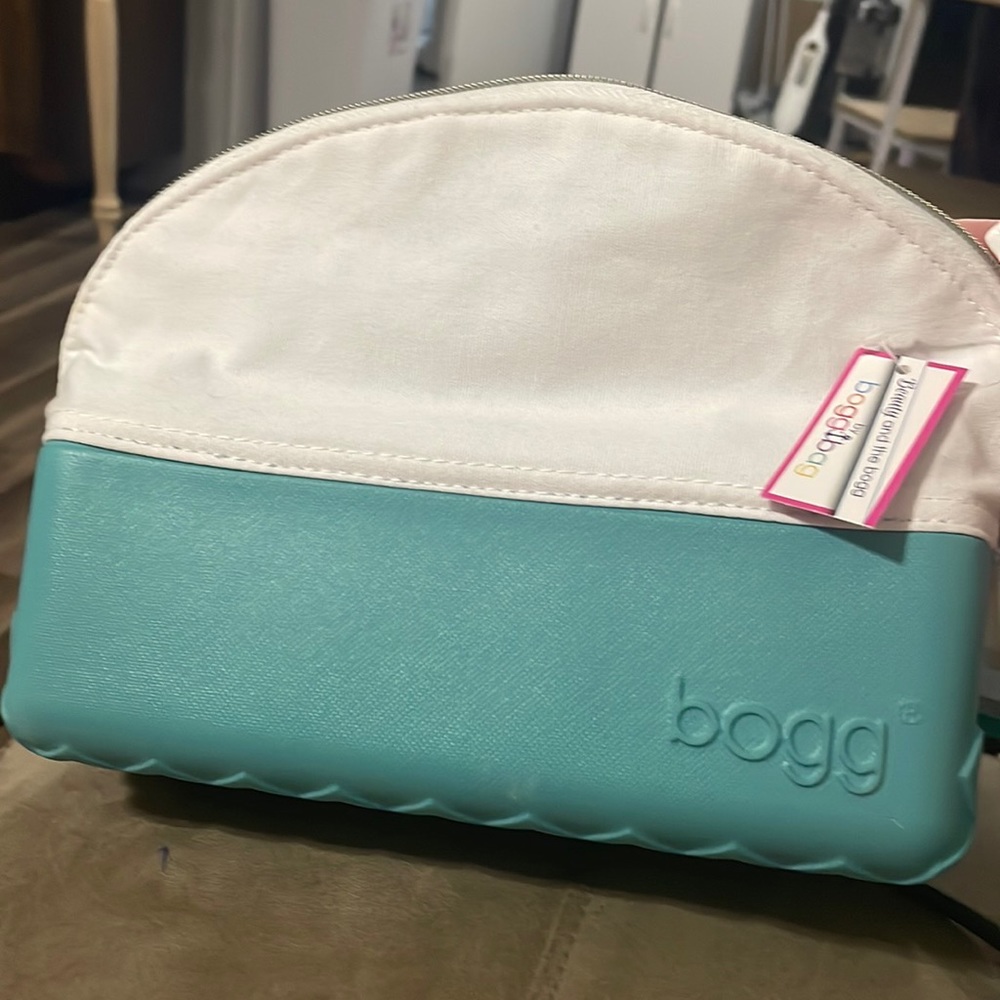 Bogg cosmetic bag